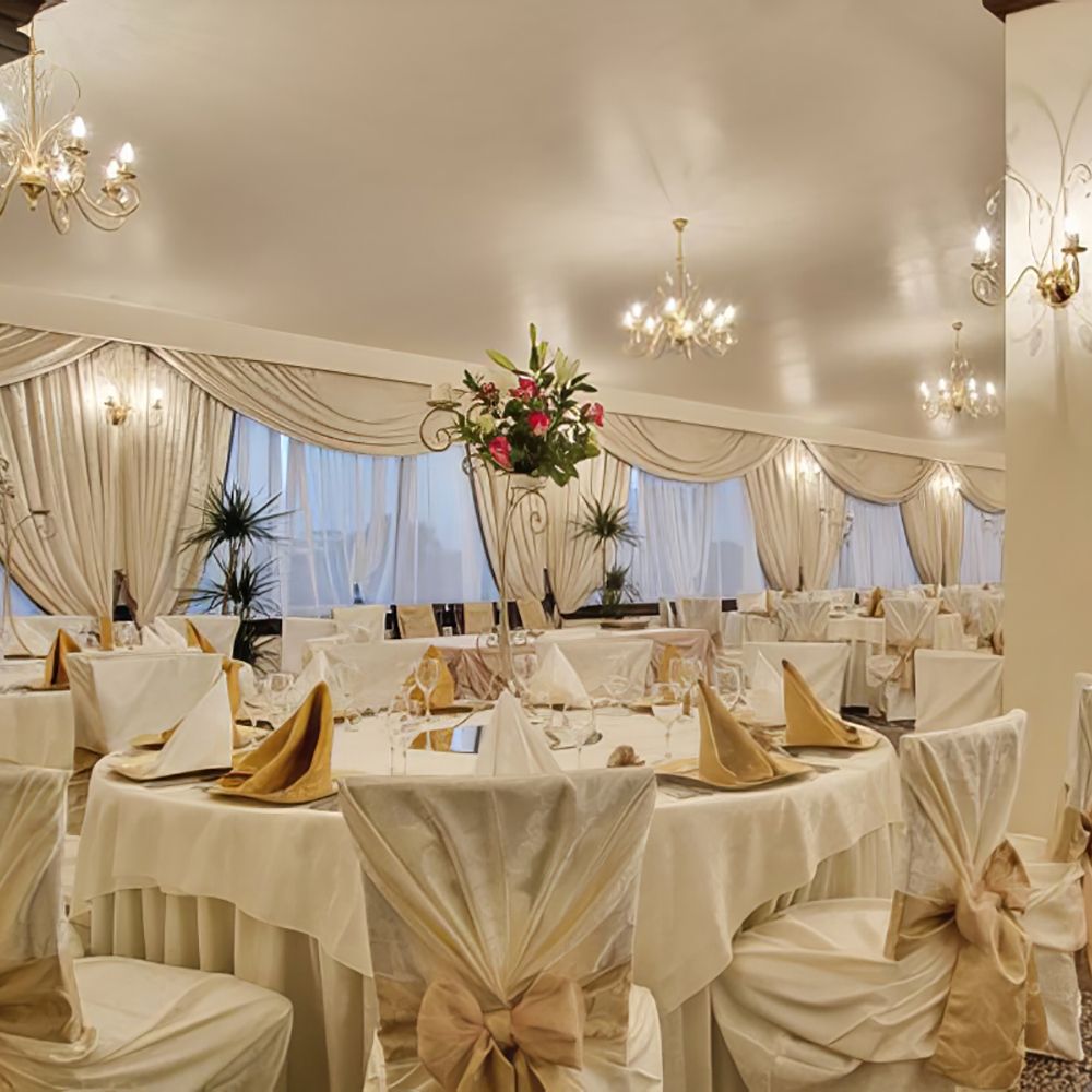 Hotel Royal Plaza | Royal Ballroom Timisoara | Cazare in Timisoara | Oferta cazare in Timisoara | Restaurant in Timisoara | Organizare evenimente Timisoara | Hotel in Timisoara | Timisoara