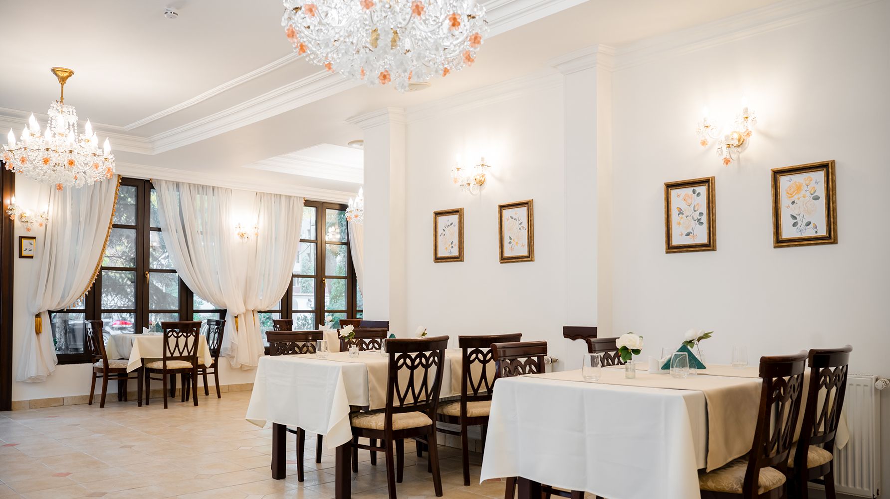 Hotel Royal Plaza | Royal Ballroom Timisoara | Cazare in Timisoara | Oferta cazare in Timisoara | Restaurant in Timisoara | Organizare evenimente Timisoara | Hotel in Timisoara | Timisoara