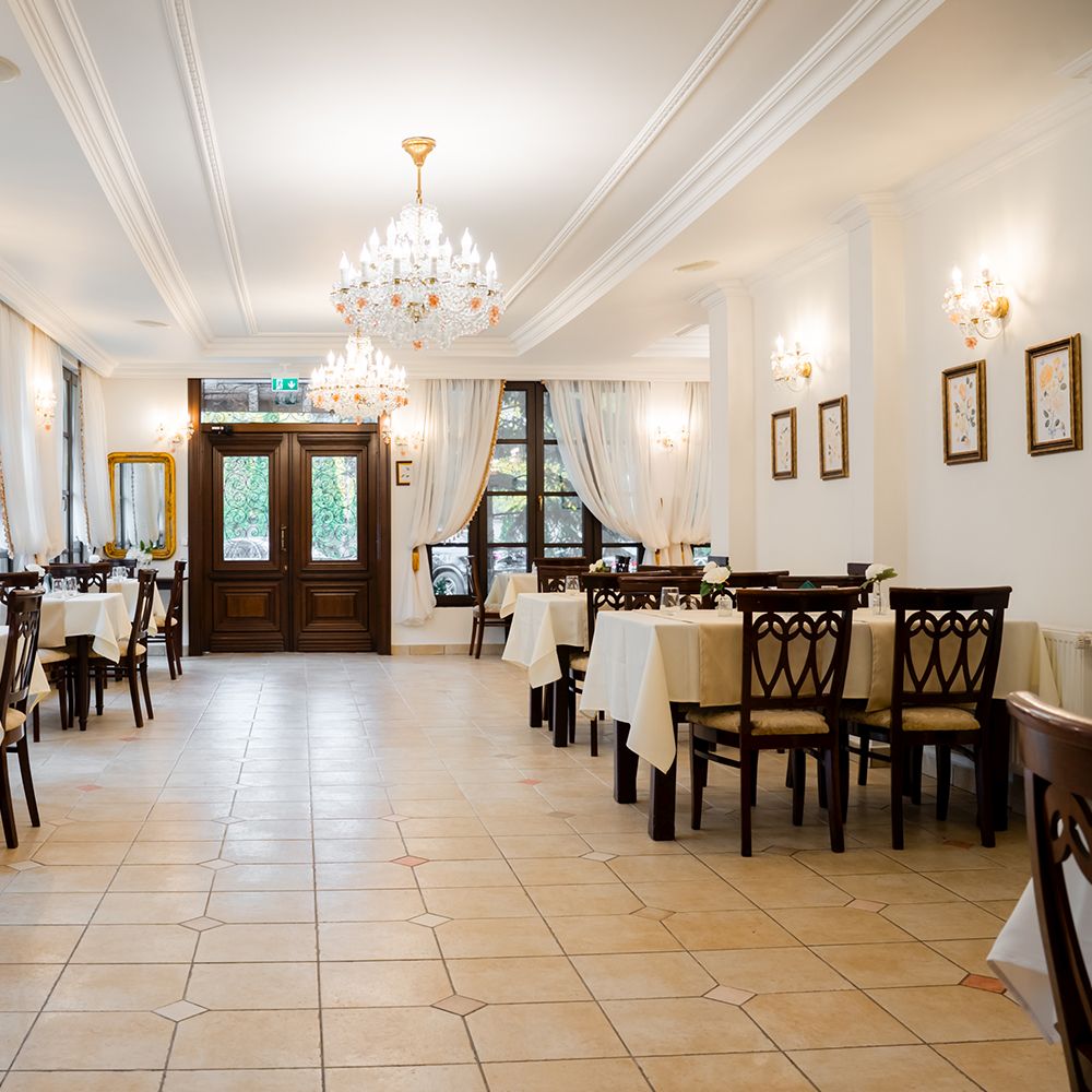 Hotel Royal Plaza | Royal Ballroom Timisoara | Cazare in Timisoara | Oferta cazare in Timisoara | Restaurant in Timisoara | Organizare evenimente Timisoara | Hotel in Timisoara | Timisoara